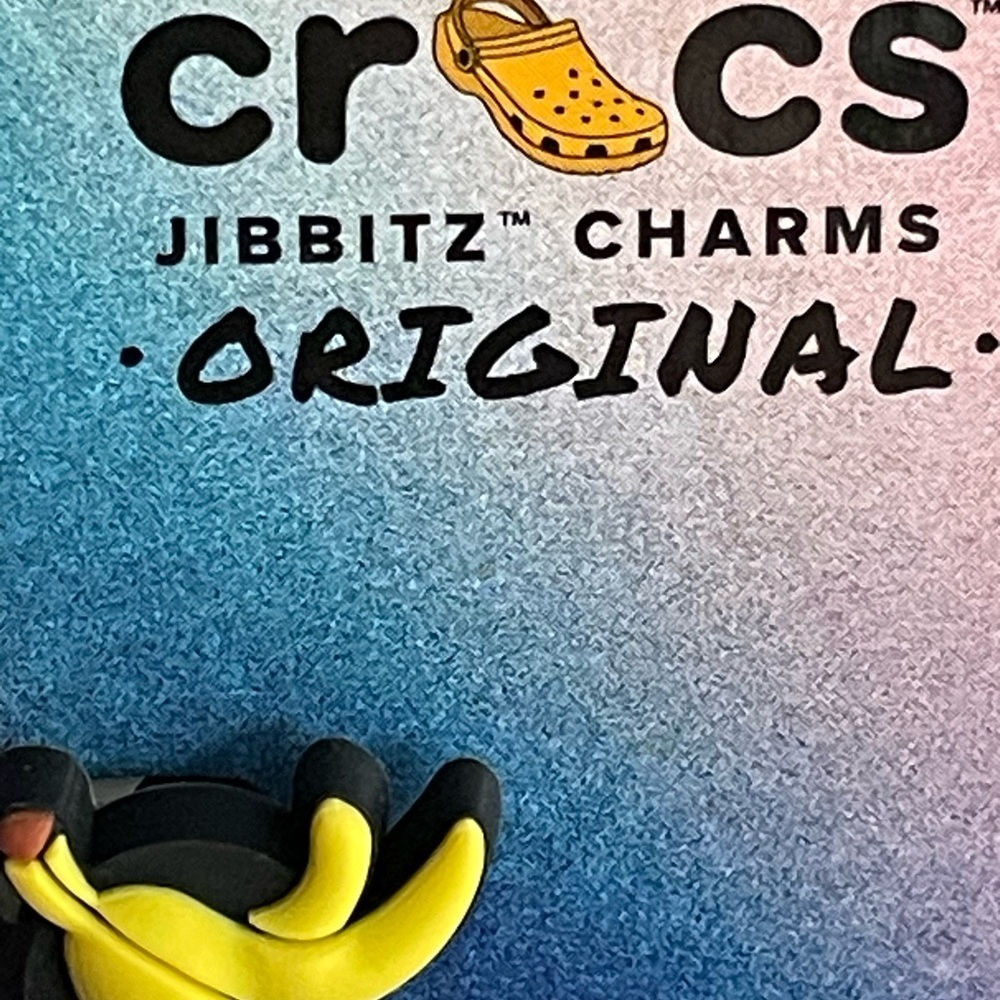 Crocs Charm,CROCS Black Jibbitz Charm - Picture 6 of 12